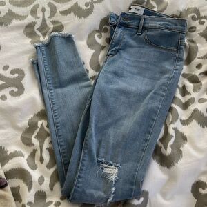 Blue jeans/jeggings